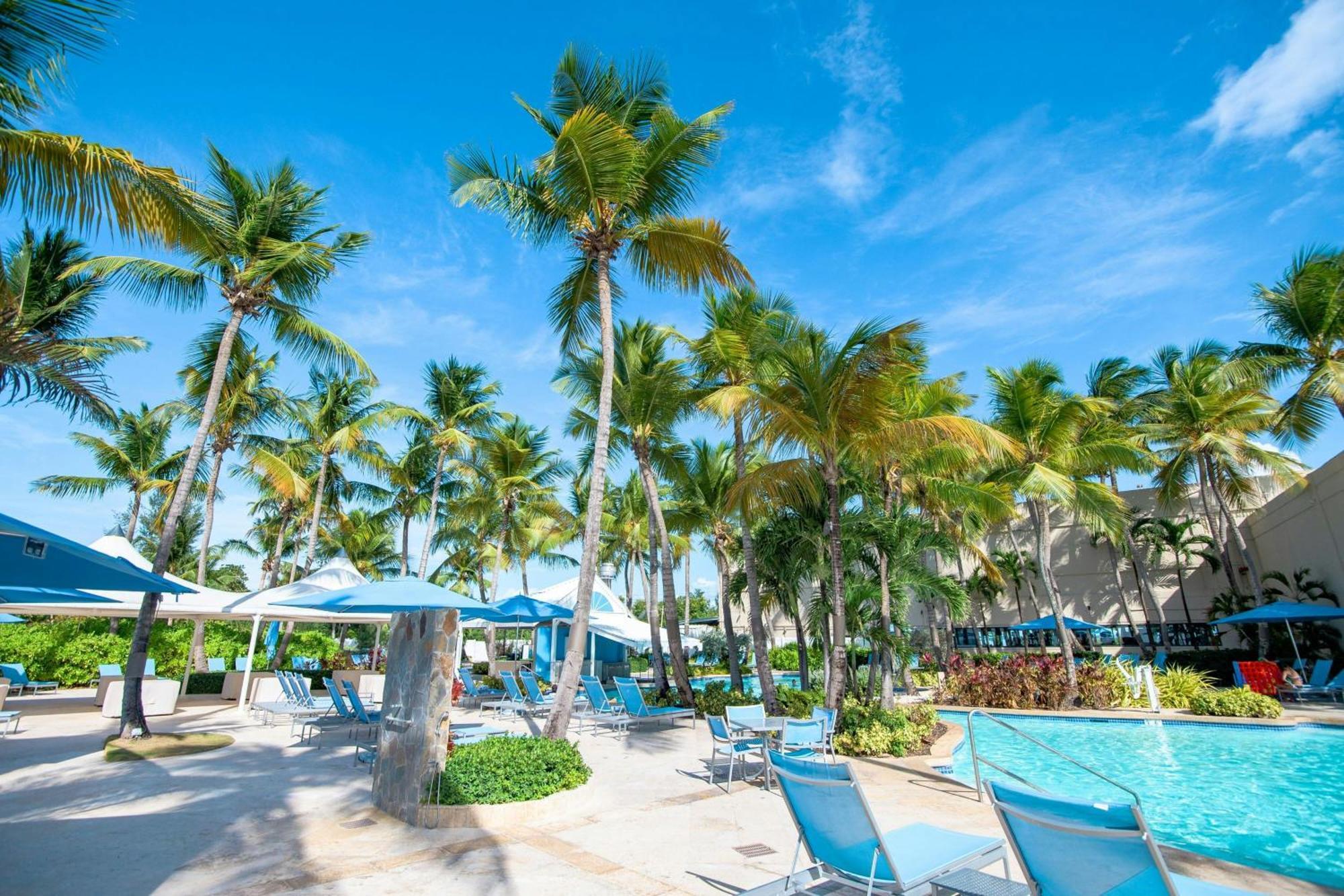 Courtyard By Marriott Isla Verde Beach Resort Сан-Хуан Экстерьер фото